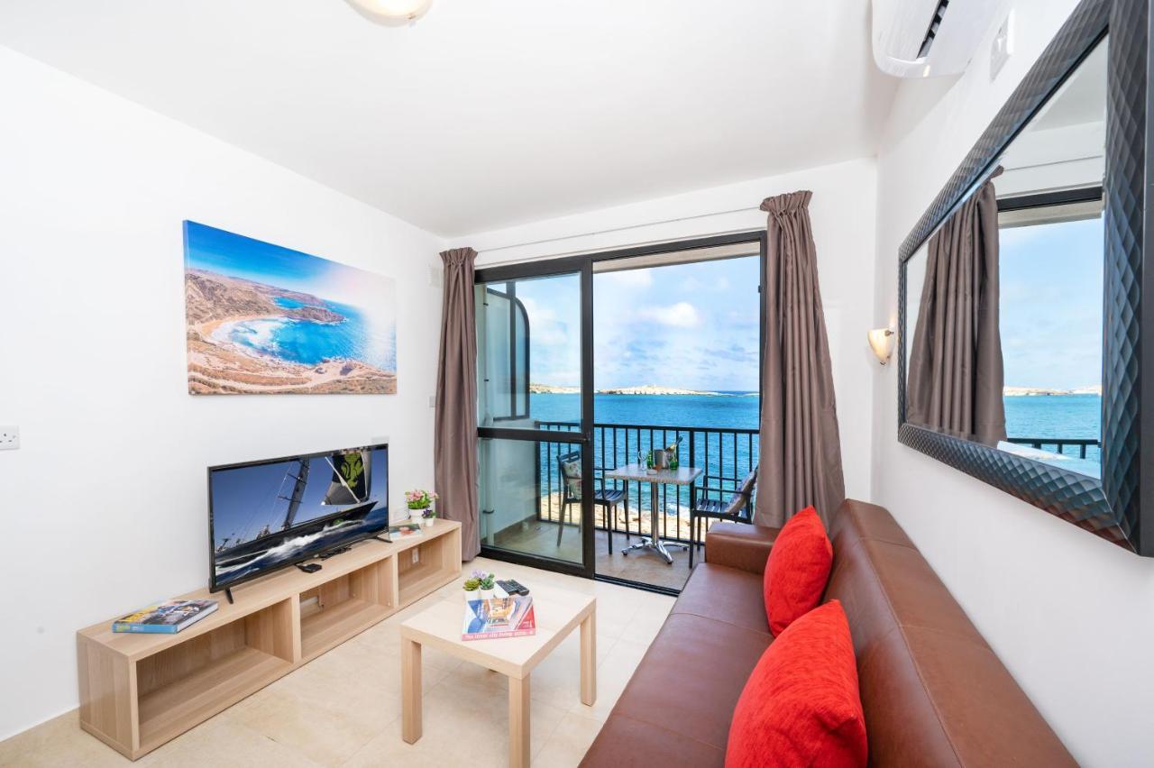 Islet Promenade Seafront 1 Bedroom Apartment With Sea View Balcony By Getawaysmalta Bahía de San Pablo Exterior foto